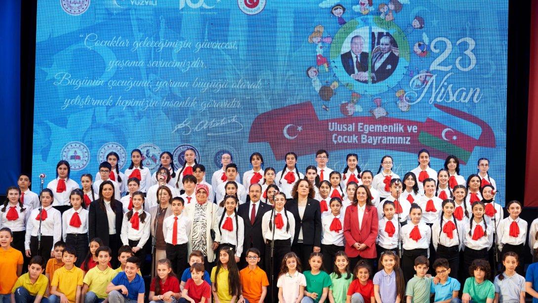 23 Nisan Ulusal Egemenlik ve Çocuk Bayramı Görkemli Bir Törenle Bakü Haydar Aliyev Sarayı'nda Kutlandı